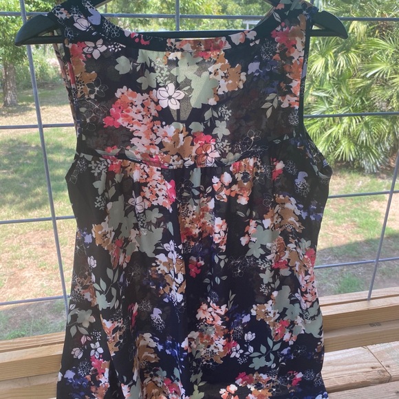 Spense Blouse Floral Sleeveless - Picture 4 of 6